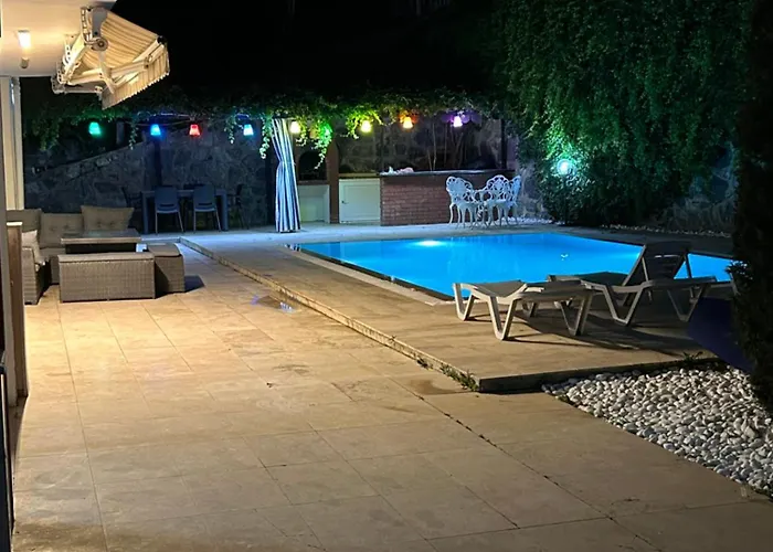 Türkan * Kuşadası