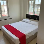 Tuerkan Villa *