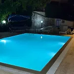 Tuerkan Villa