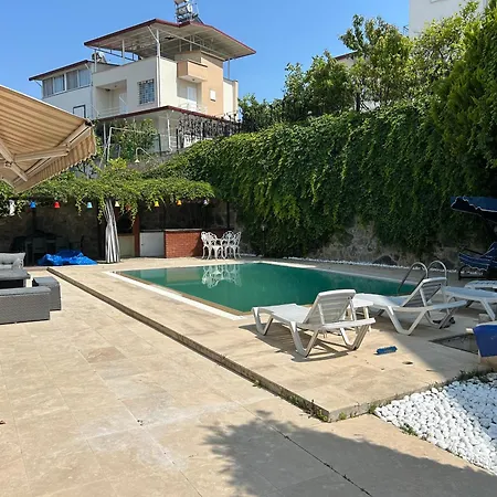 Türkan Villa Kuşadası